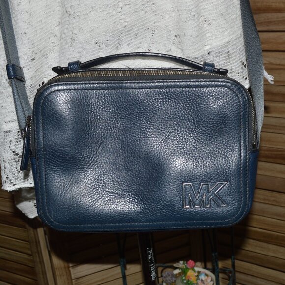 Michael Kors Blue Pebbled Leather Crossbody Bag Cooper Man Purse - Picture 1 of 15